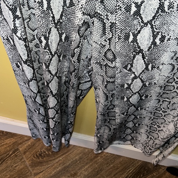 A Beautiful Soul Jumpsuit Wide Legs With Overlay Plus Size - Picture 2 of 5